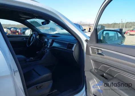 2020 Volkswagen Atlas Cross Sport 3.6L V6 Sel R-Line from USA, damaged, VIN 1V2RE2CA2LC230164